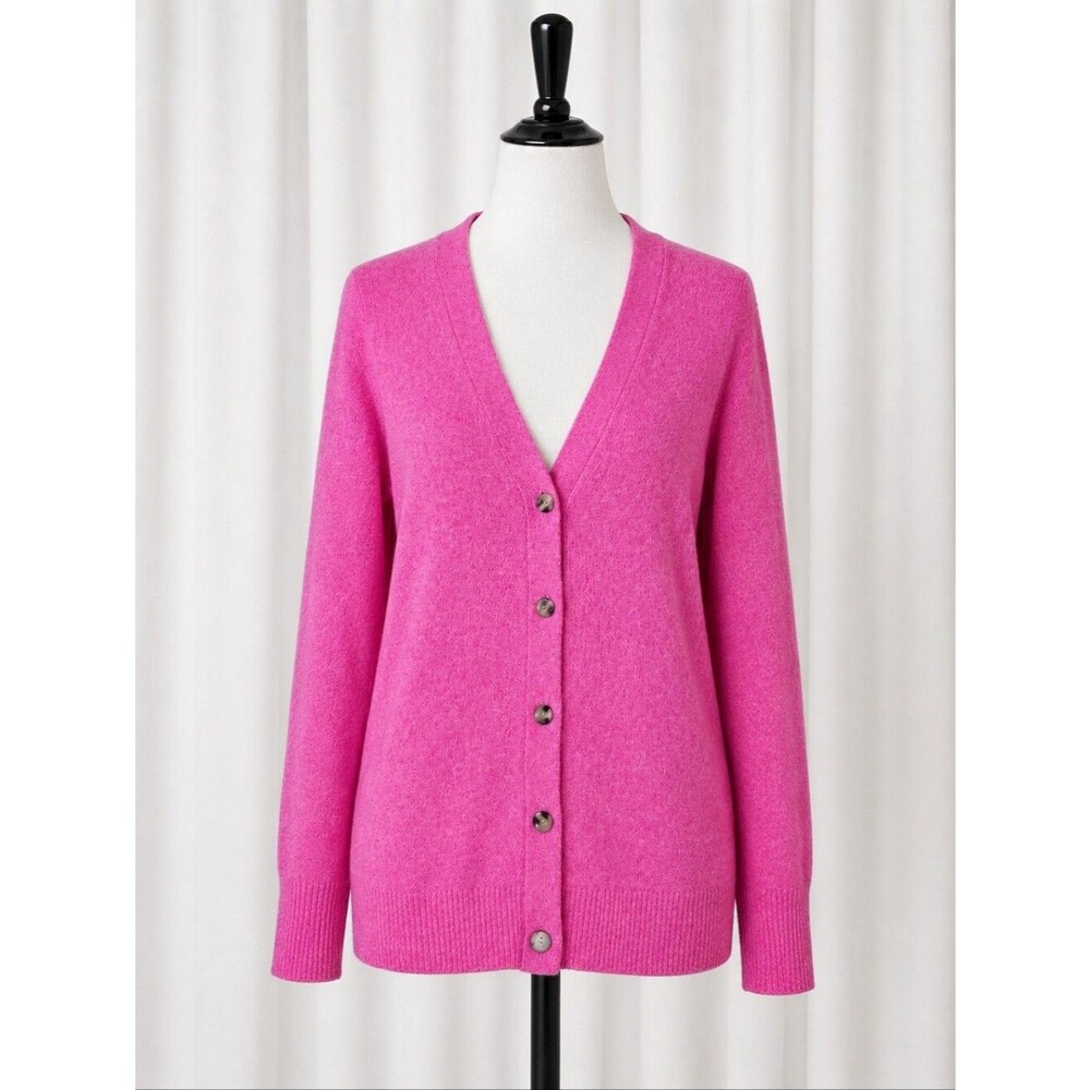 C by Bloomingdale's 2-Ply Cashmere Cherry Pink V-Neck Button Cardigan Sweater